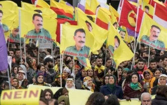 Le Parti des Travailleurs du Kurdistan (PKK) a mis fin à plus de 40 ans de lutte armée. Une page historique se tourne en Turquie.